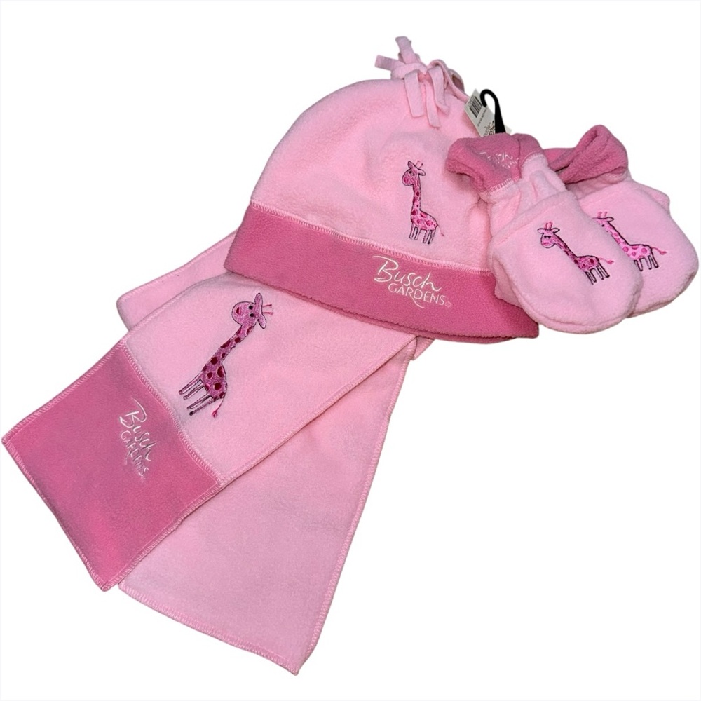NWT Busch Gardens Youth Girls Winter Set Pink Giraffe Fleece Hat Scarf & Mittens